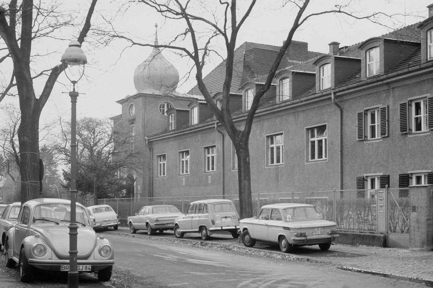 Physikalisches Institut in der Boltzmanstrasse, vermutlich in den 1970ern