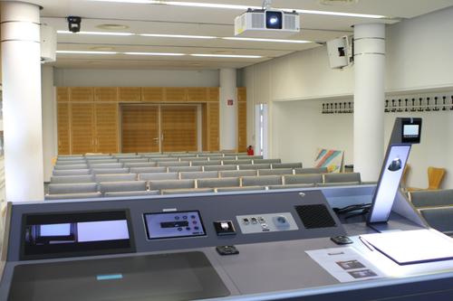 Medientechnik im Hörsaal B