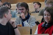 Schüler des Roxa-Luxemburg-Gymnasiums beim Campustag an der Freien Universität Berlin