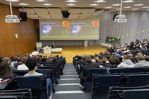 Prof. Dr. Eva Unger "Materialien aus dem Drucker: Beschleunigung der Solarzellenforschung"